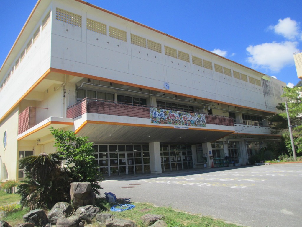 ★知念小学校1001IMG_2473